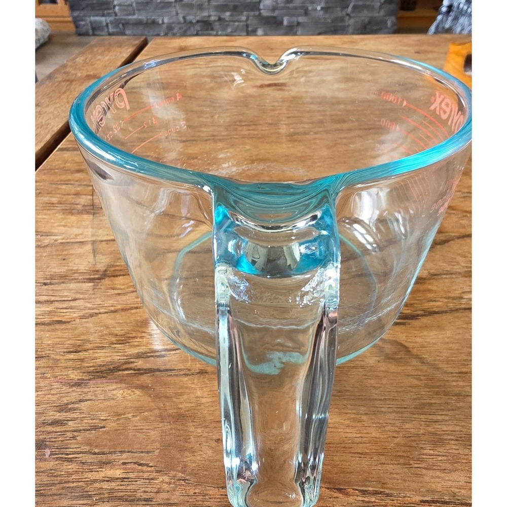 Vintage Pyrex 4 Cup Measuring Cup | Aqua Blue Tint Glass | 1 Liter 32oz